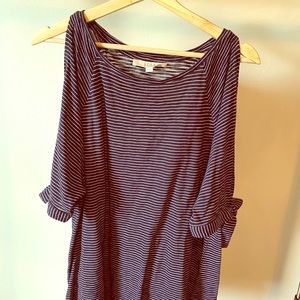 Loft cold shoulder tshirt